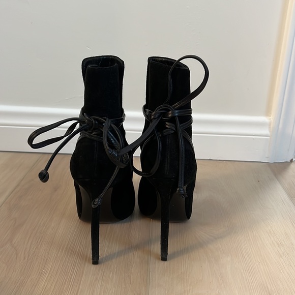 Saint Laurent black high heel booties - Picture 4 of 6